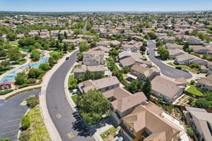 Dorcey Dr-S0907-032.jpg