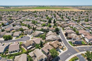 Dorcey Dr-S0907-038.jpg