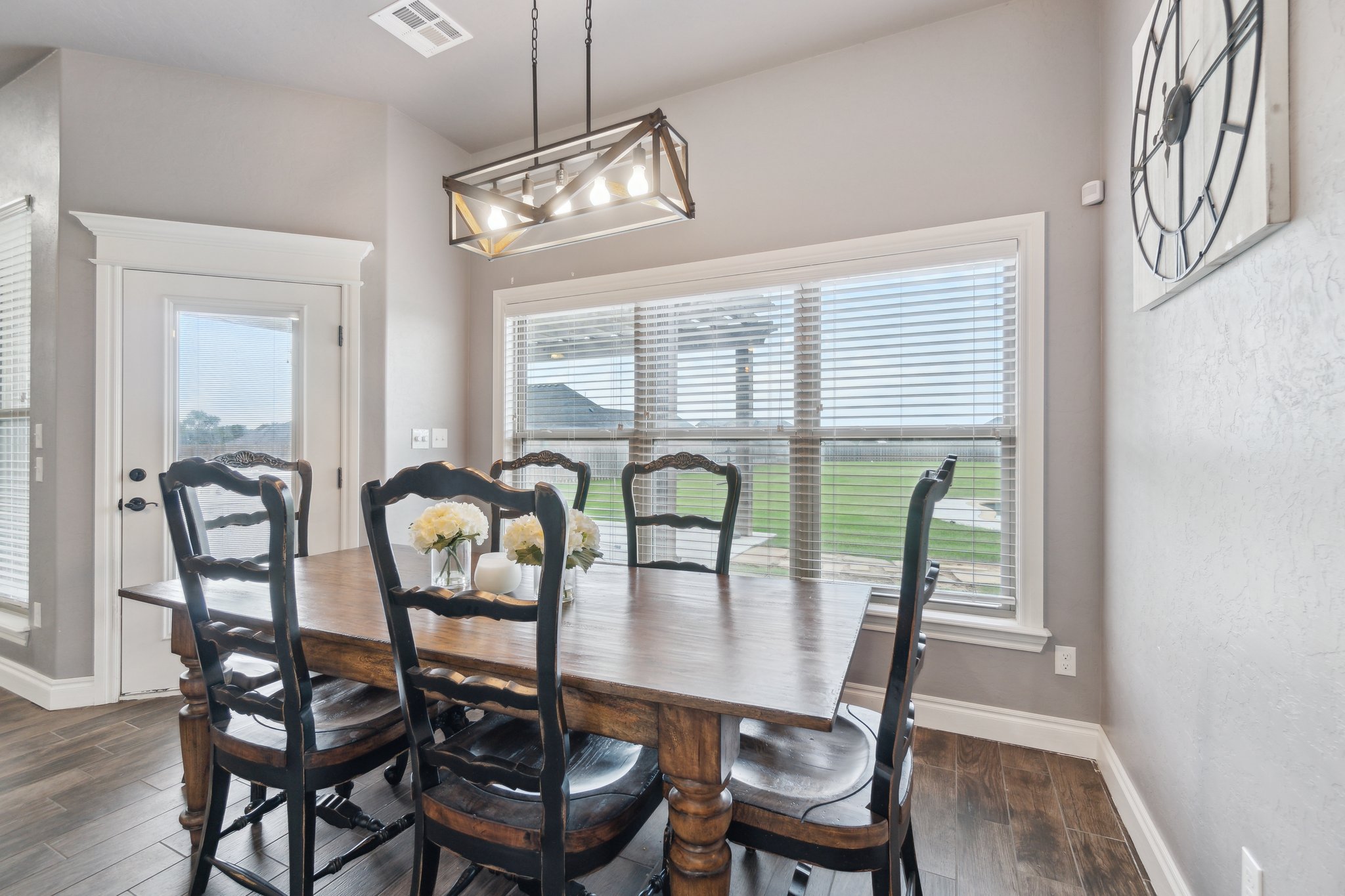 5424 NE Snowy Owl Rd_023.jpg