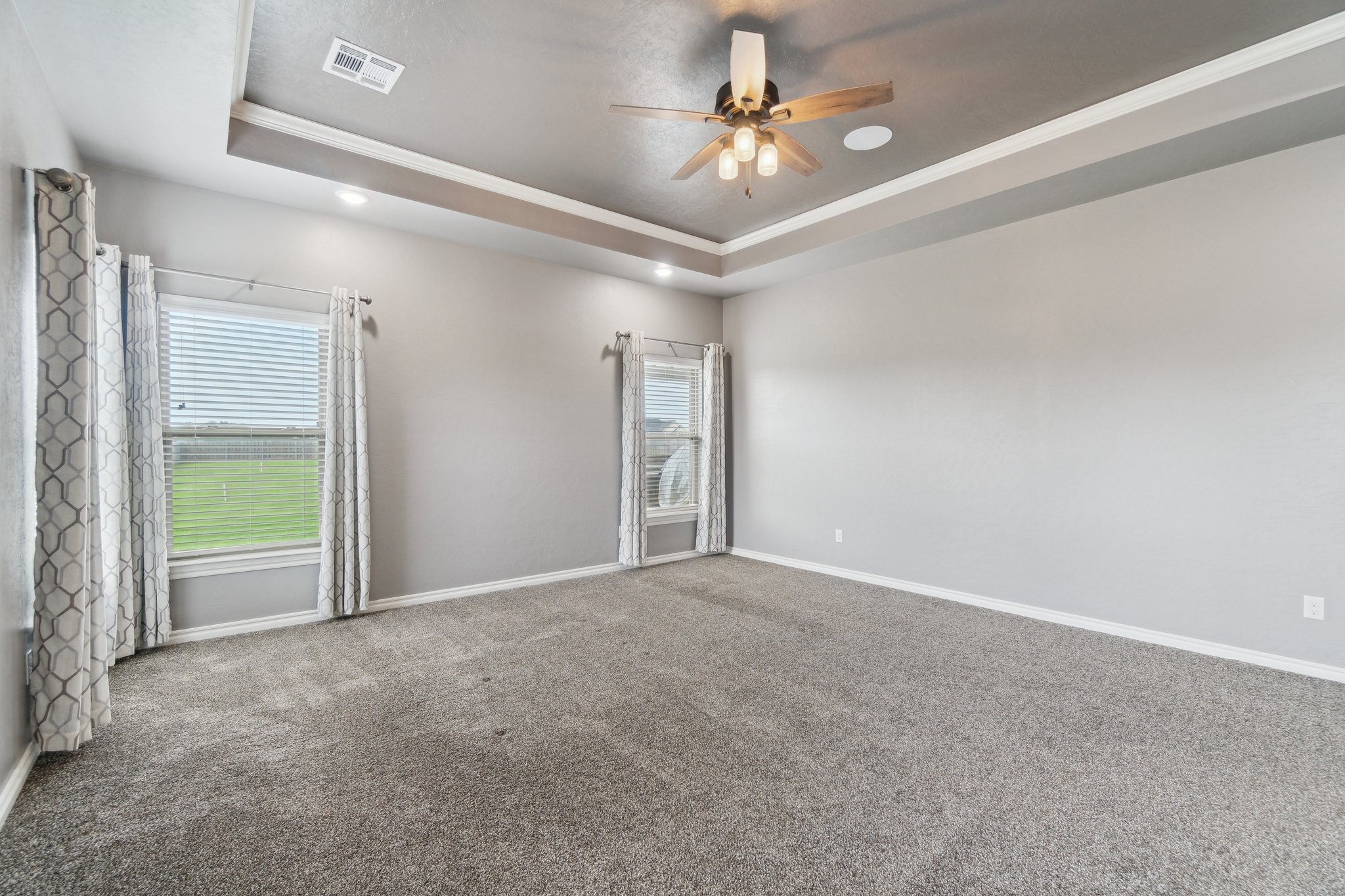 5424 NE Snowy Owl Rd_028.jpg
