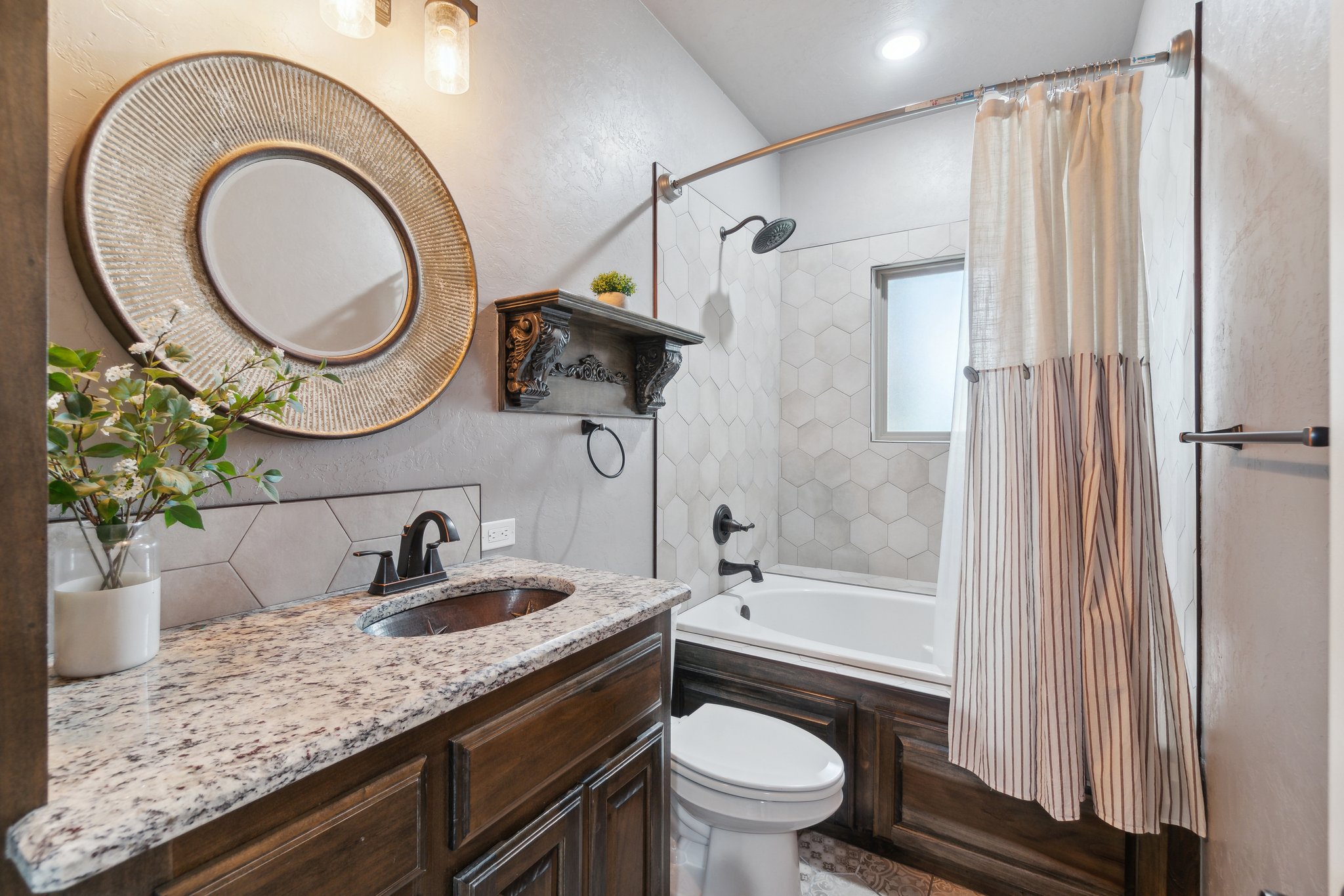 5424 NE Snowy Owl Rd_040.jpg
