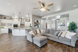 5424 NE Snowy Owl Rd_013.jpg
