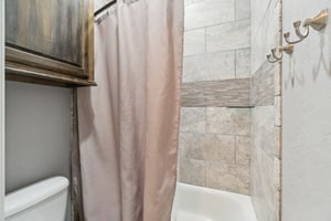 5424 NE Snowy Owl Rd_039.jpg