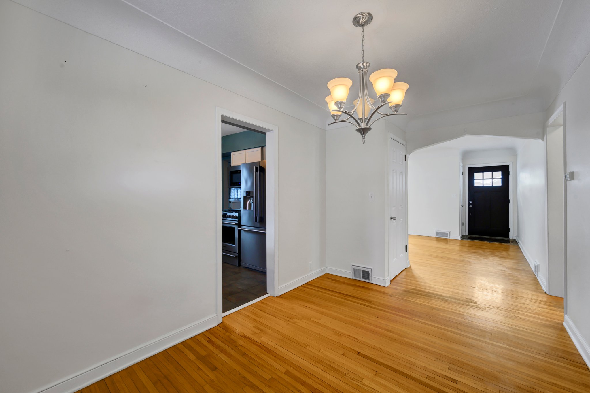 5425 25th Ave S, Minneapolis, MN 55417, USA Photo 8