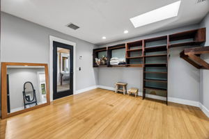 Primary Bedroom Closet
