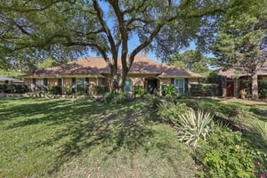 Northmoor Dr-S1210-005.jpg