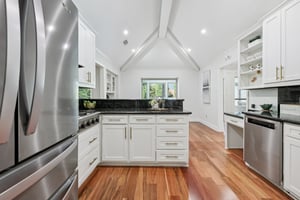 Northmoor Dr-S1210-018.jpg