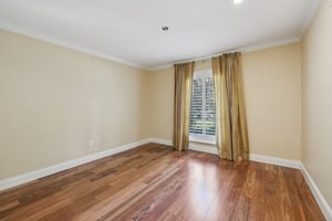 Northmoor Dr-S1210-024.jpg