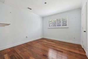 Northmoor Dr-S1210-031.jpg