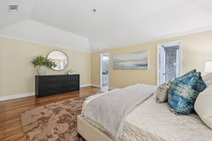 Northmoor Dr-S1210-036.jpg