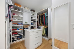 Primary Bedroom Closet