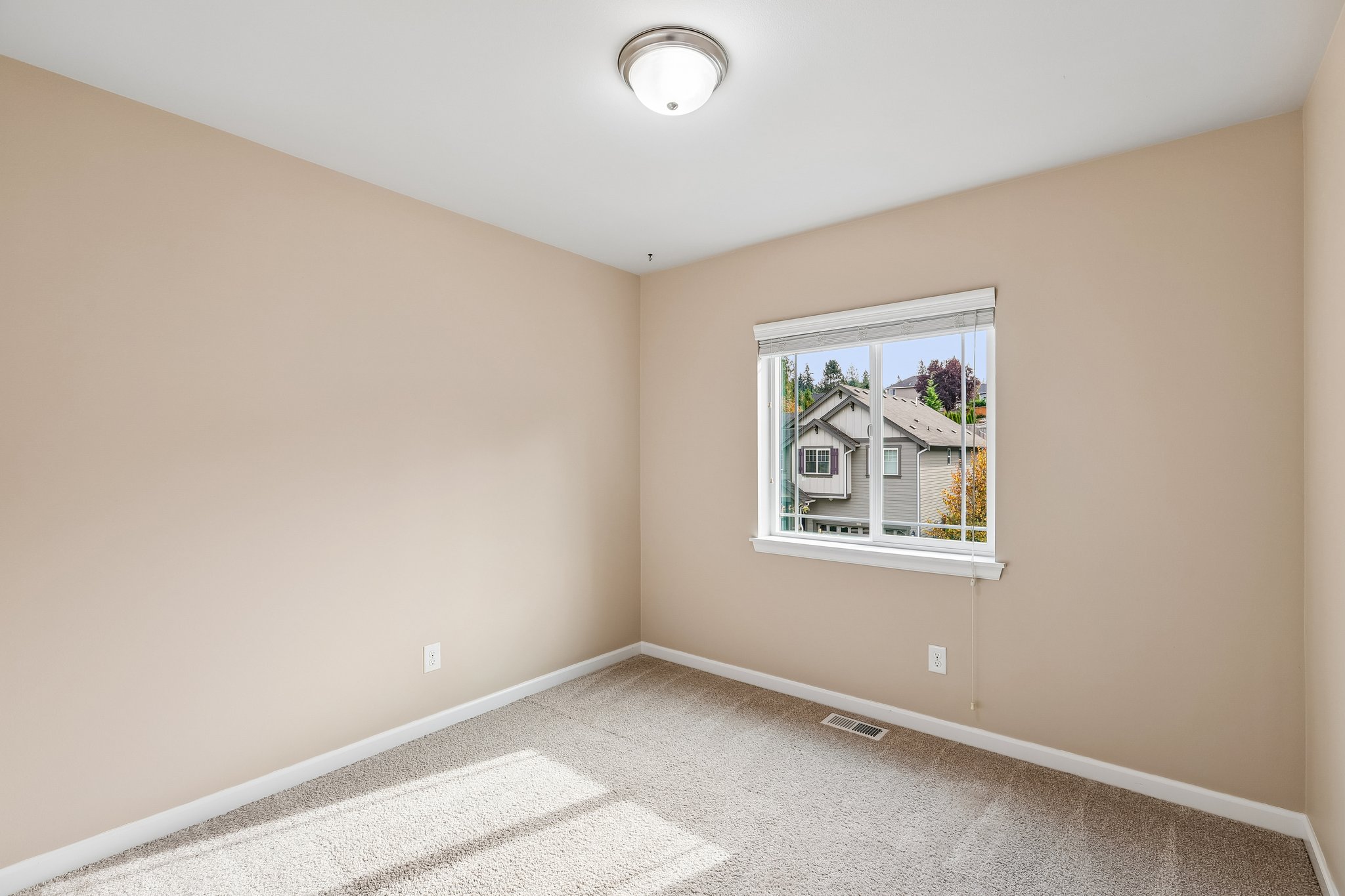 123rd Pl SE-S1410-034.jpg