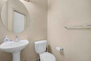  Photo 35