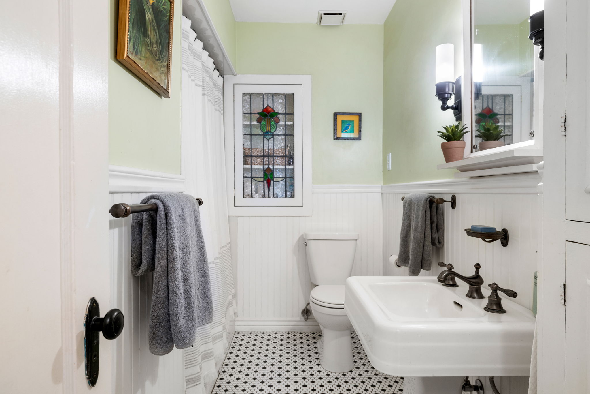 Bathroom 2