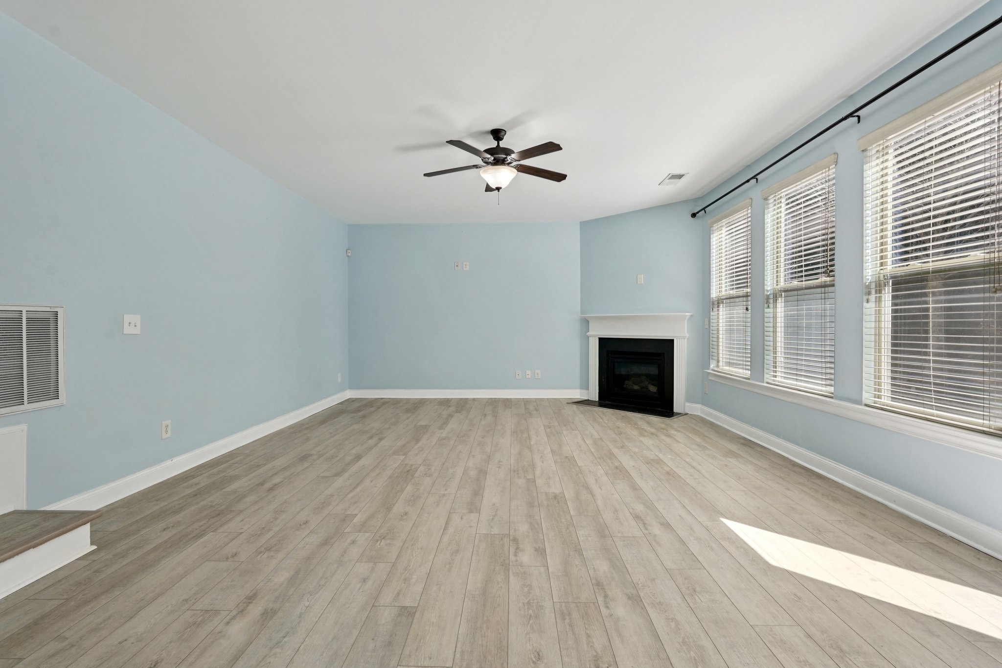 Breckinridge Ln-S2503-007.jpg