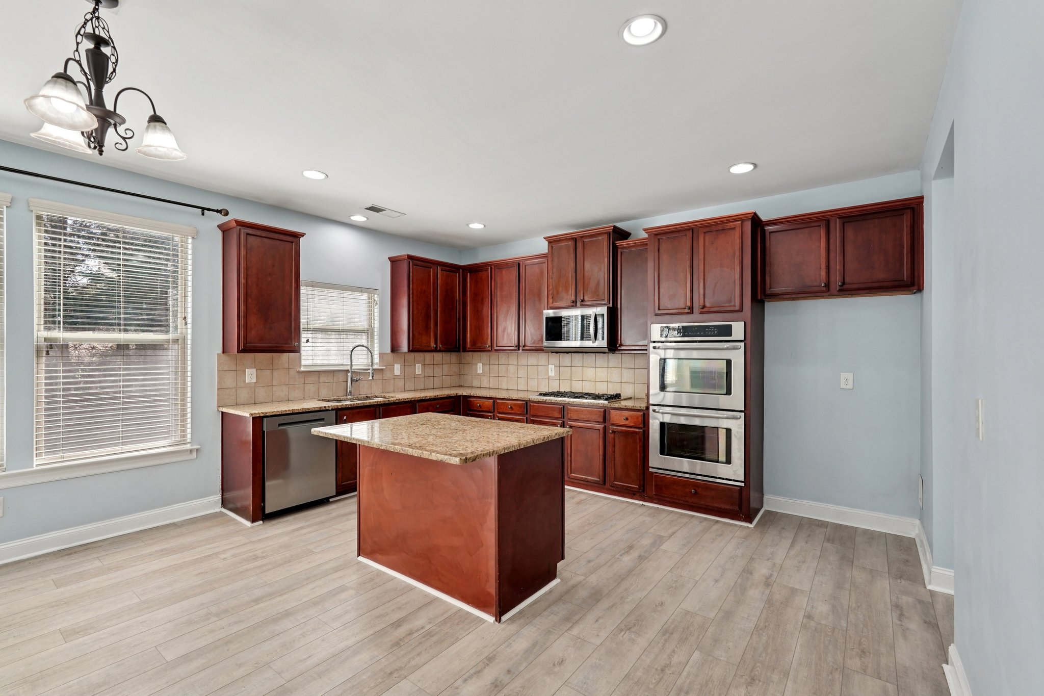 Breckinridge Ln-S2503-013.jpg