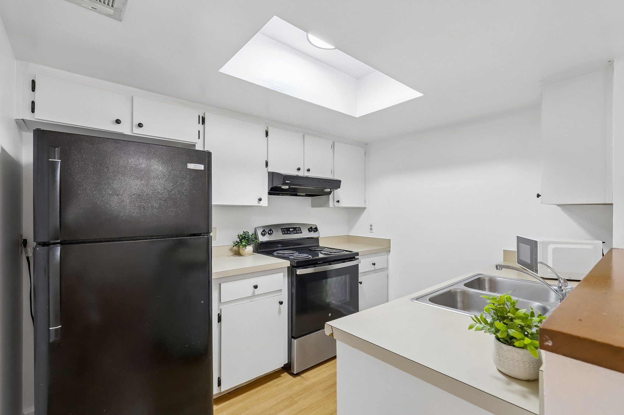 NW 33rd Pl-S3009-014.jpg