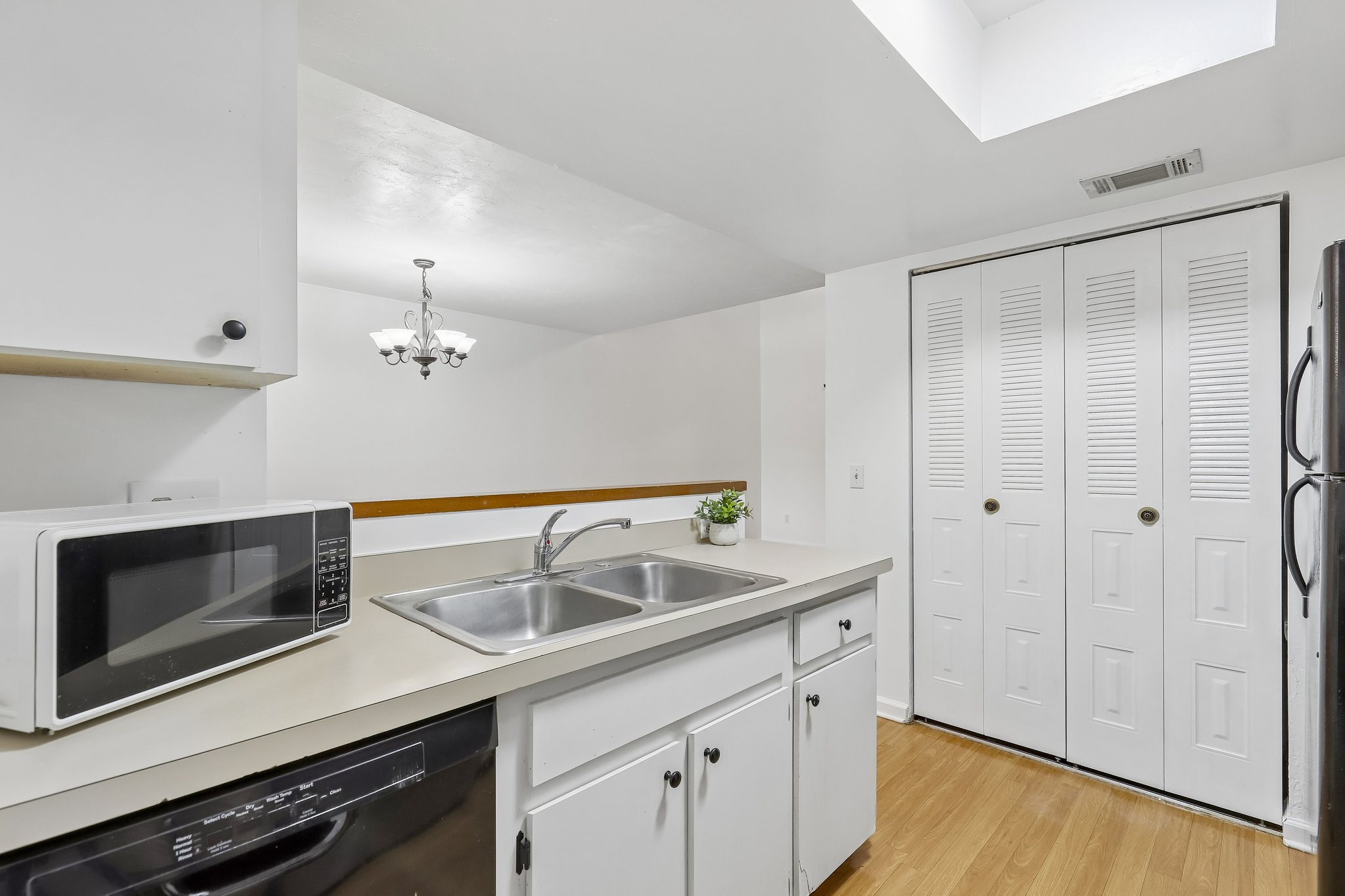 NW 33rd Pl-S3009-018.jpg