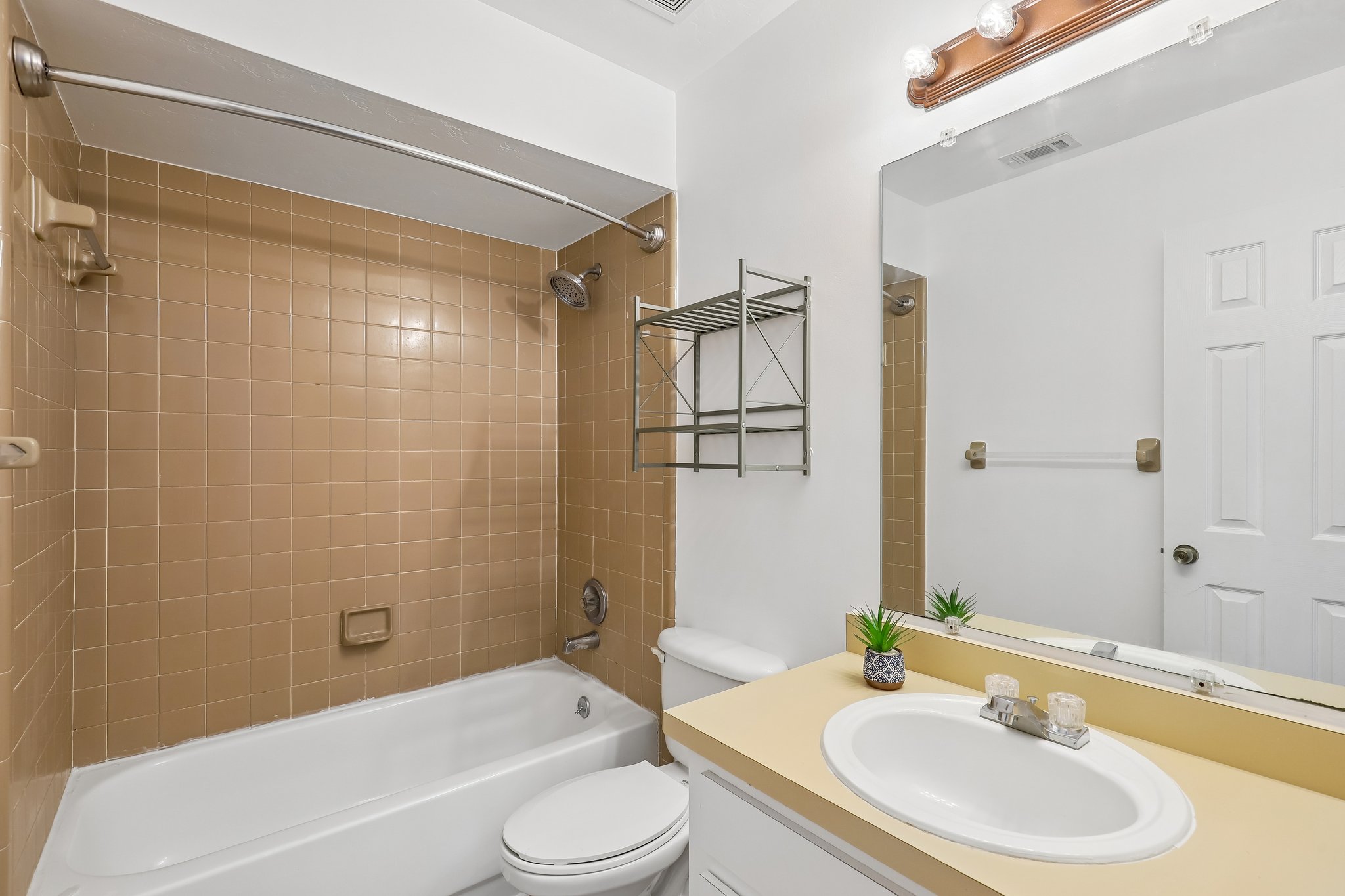 NW 33rd Pl-S3009-027.jpg