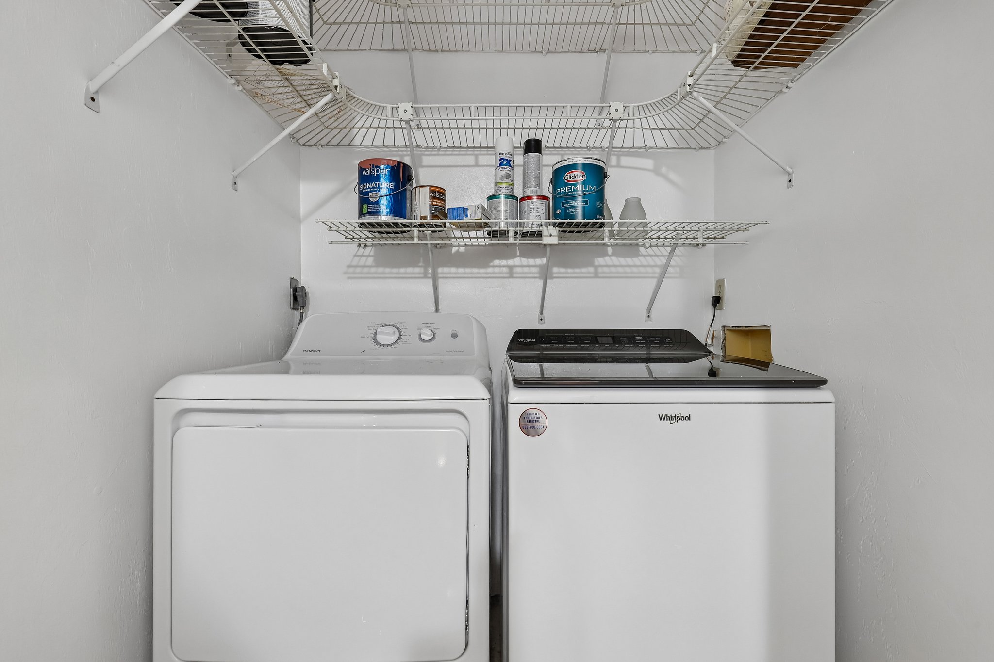 NW 33rd Pl-S3009-030.jpg