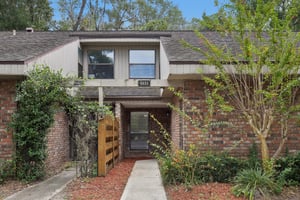 NW 33rd Pl-S3009-003.jpg
