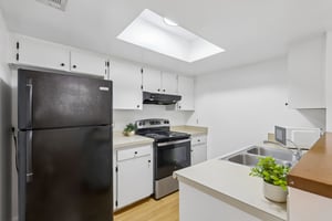 NW 33rd Pl-S3009-014.jpg