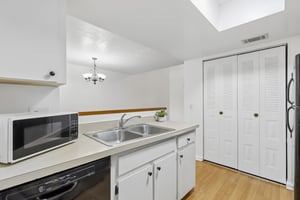 NW 33rd Pl-S3009-018.jpg