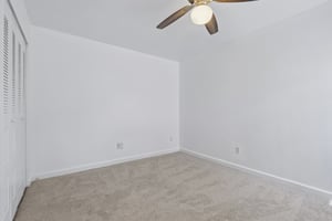 NW 33rd Pl-S3009-019.jpg