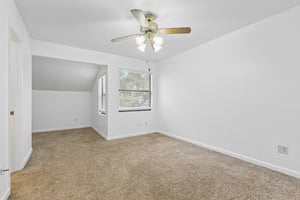 NW 33rd Pl-S3009-022.jpg