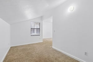 NW 33rd Pl-S3009-026.jpg