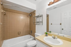 NW 33rd Pl-S3009-027.jpg