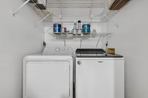 NW 33rd Pl-S3009-030.jpg