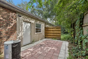 NW 33rd Pl-S3009-032.jpg