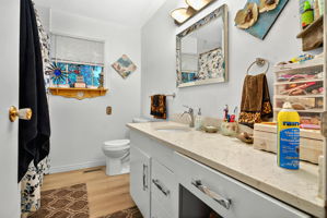  Photo 23