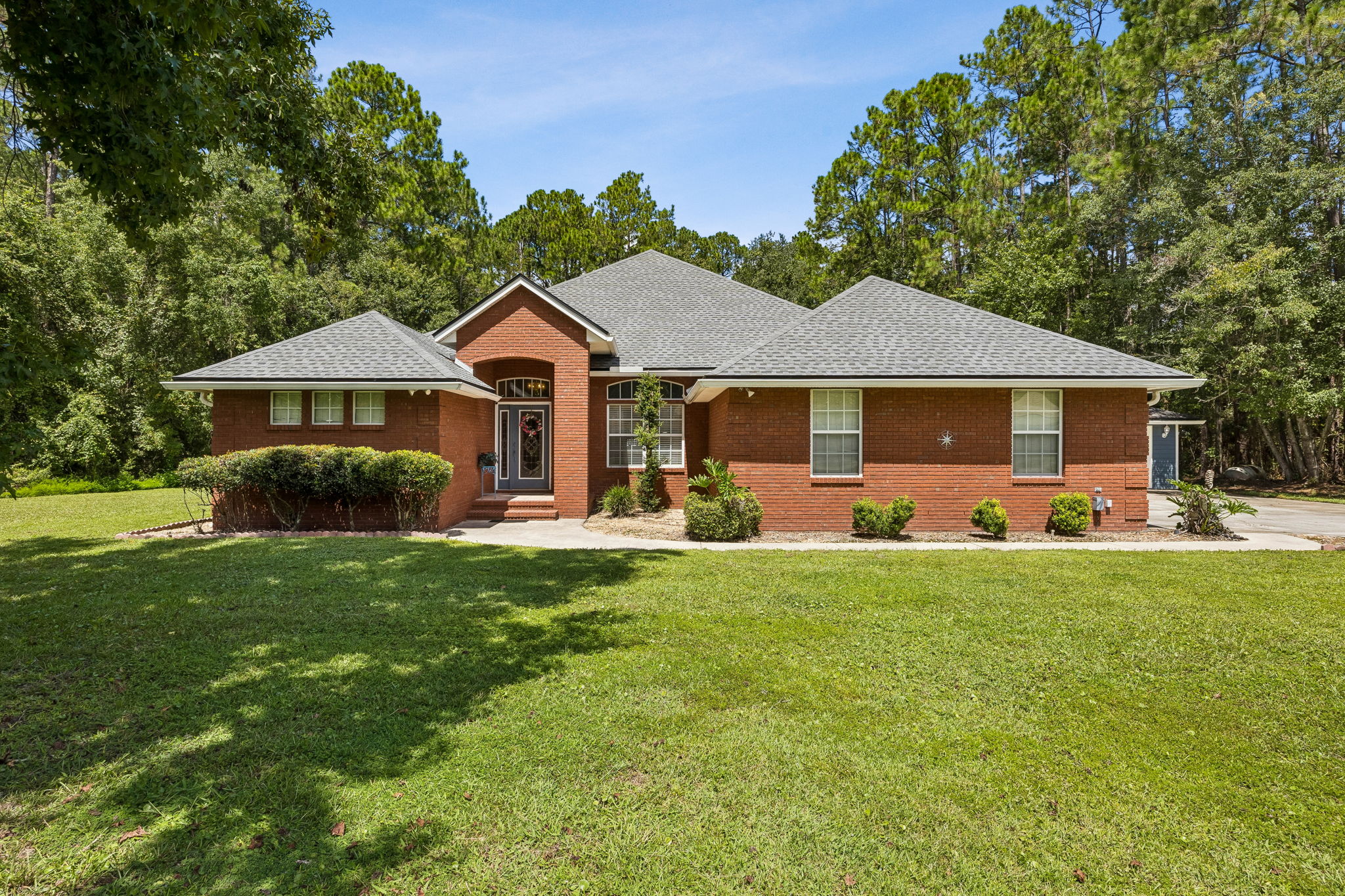 Welcome to 54329 Spring Lake Dr
