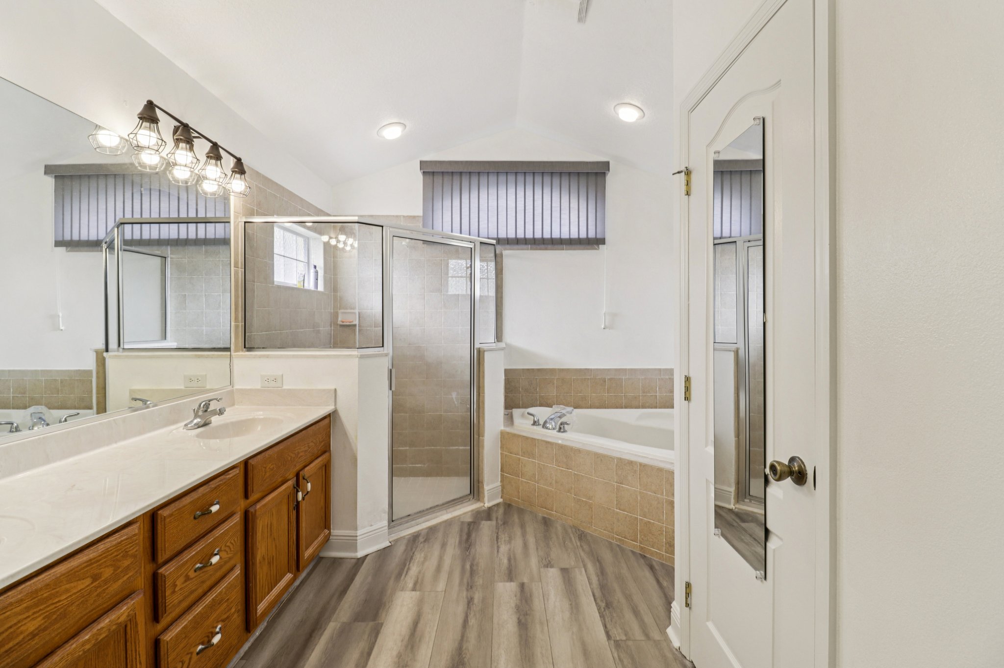 Co Rd 125-S0801-026.jpg