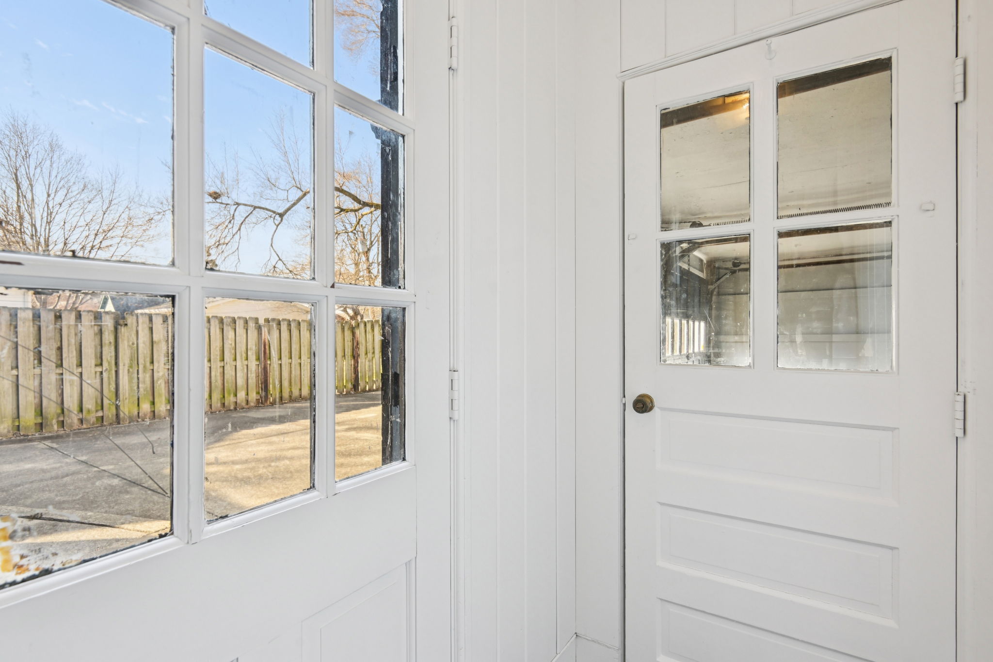 N Capitol Ave-S2502-011