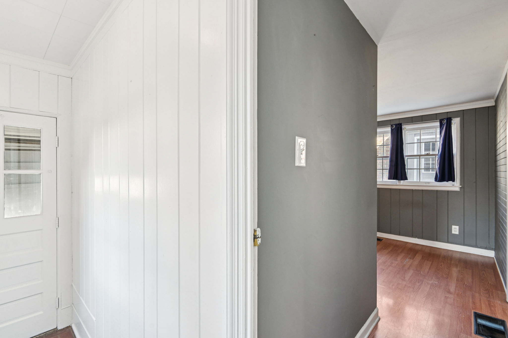 N Capitol Ave-S2502-013