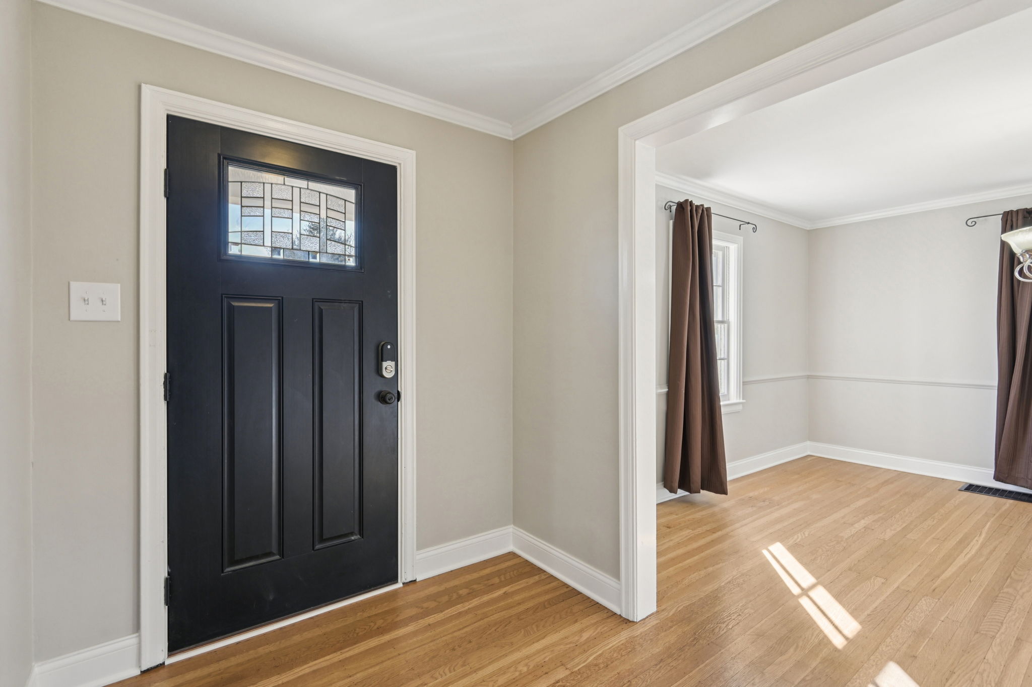 N Capitol Ave-S2502-027