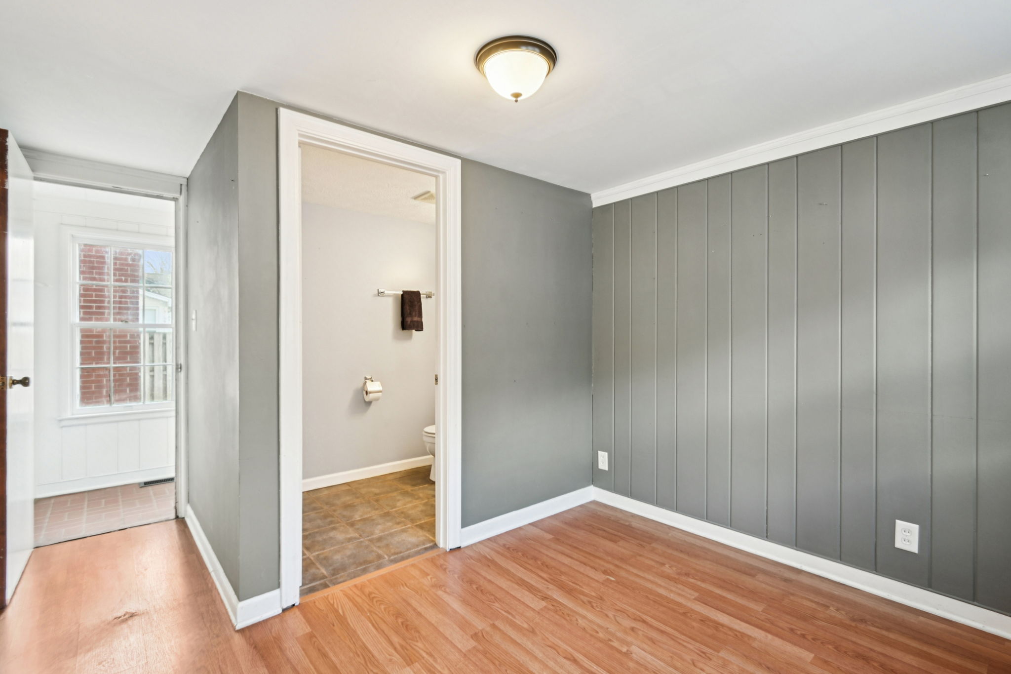 N Capitol Ave-S2502-028