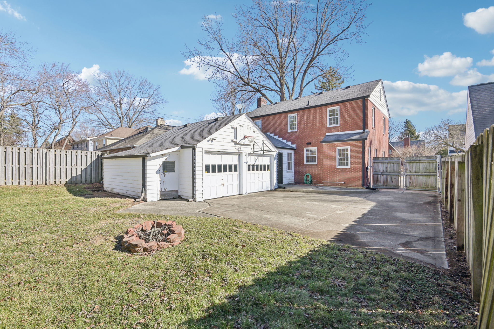 N Capitol Ave-S2502-063