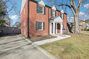 N Capitol Ave-S2502-004