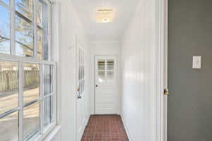 N Capitol Ave-S2502-012