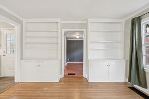 N Capitol Ave-S2502-016