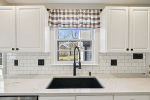 N Capitol Ave-S2502-022