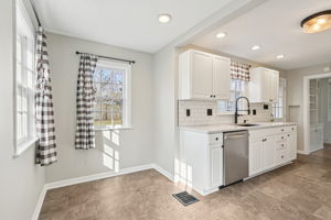 N Capitol Ave-S2502-026