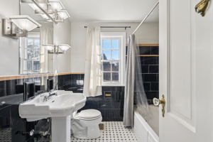 N Capitol Ave-S2502-038