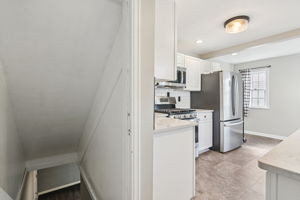 N Capitol Ave-S2502-046