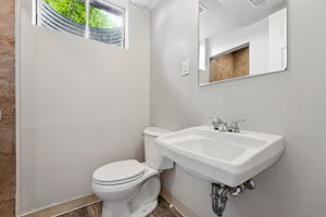  Photo 47