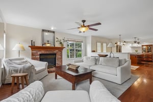 S Everett Way-S2106-014.jpg
